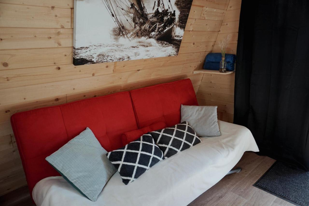 Le Chalet Tipi Avec Jacuzzi Et Jardin Troyes Esterno foto